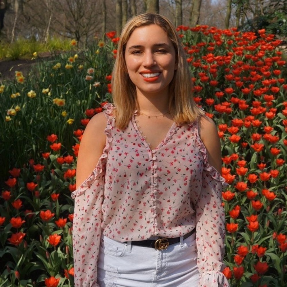 Meet your Posher, Ariel